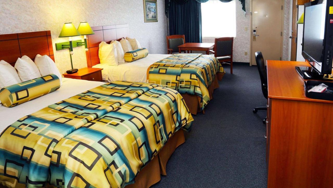 Motel Magnuson Howell/brighton 2*